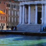 Benátky zavádějí poplatek za vstup do centra.