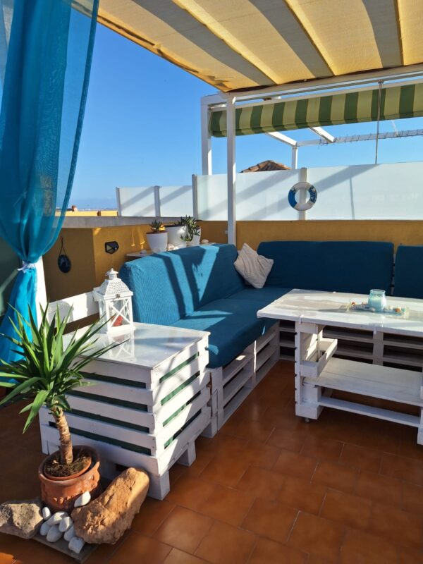 Family Apartment in La Herrada near the Pink Lake