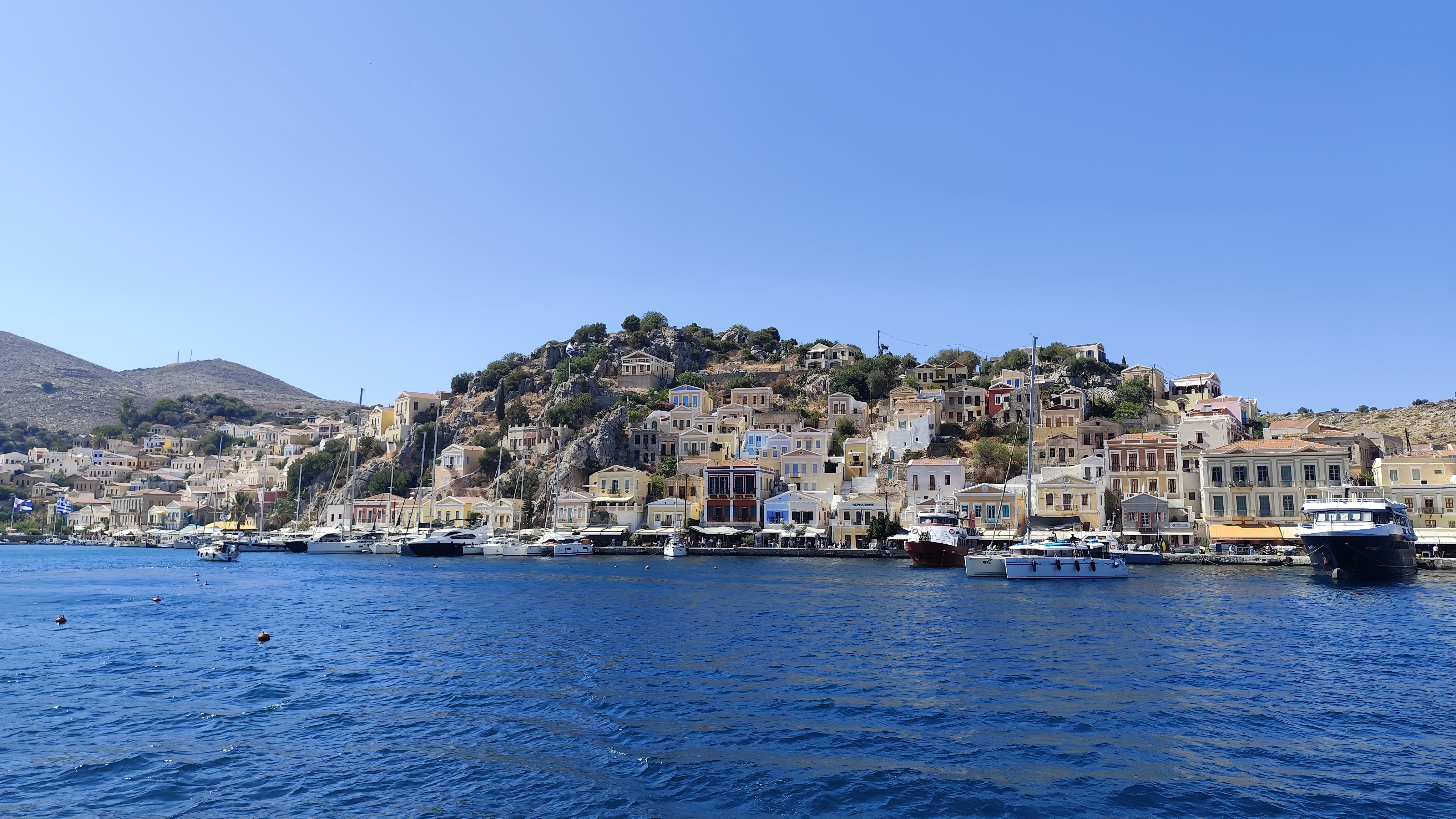 Ostrov Symi – skvělý tip na výlet z Rhodosu.